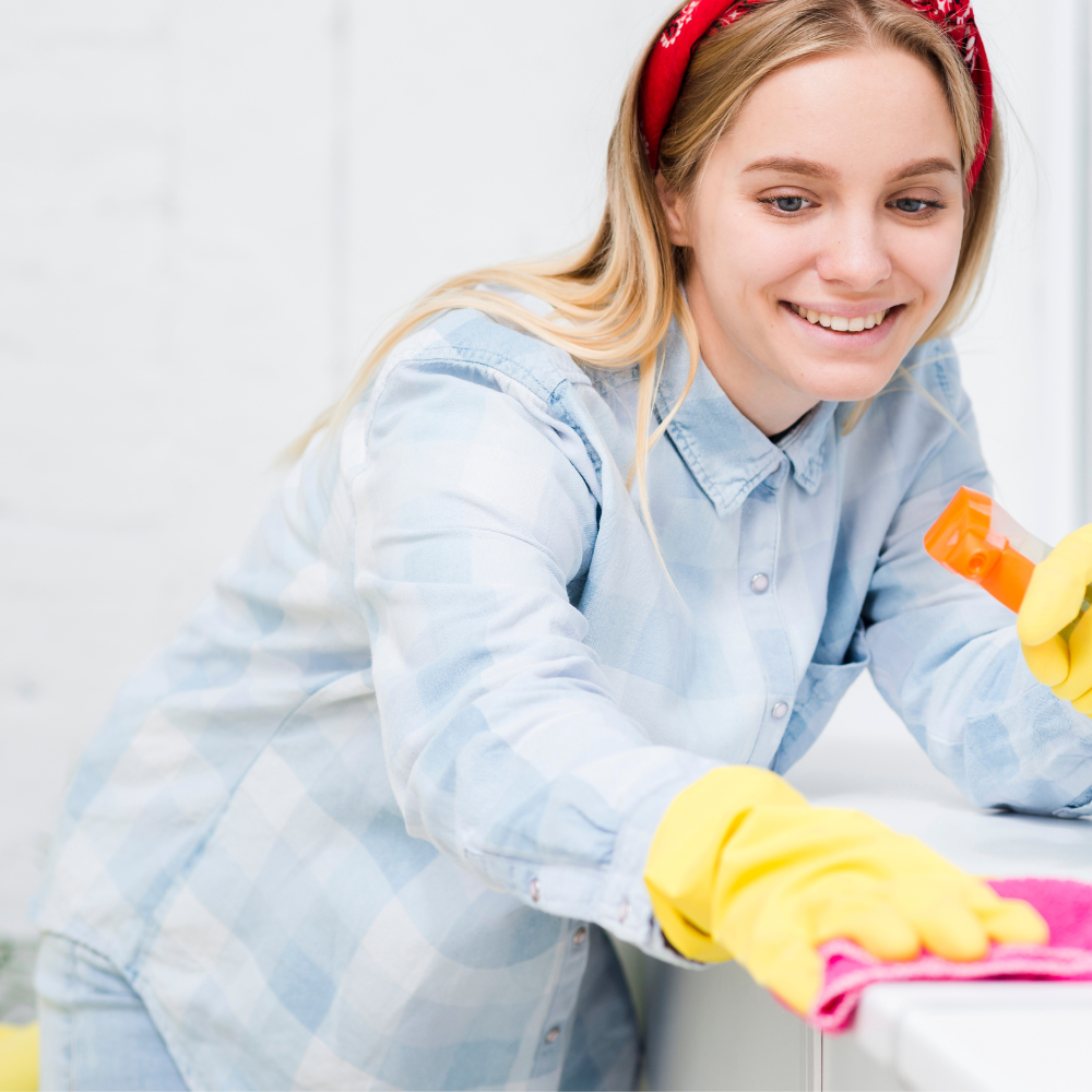 Keep your tables spotless and shining with Happy Cleaning.